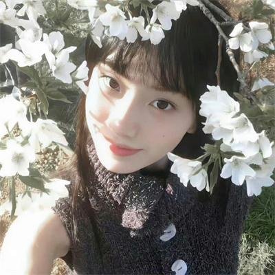 谜一样的双眼
